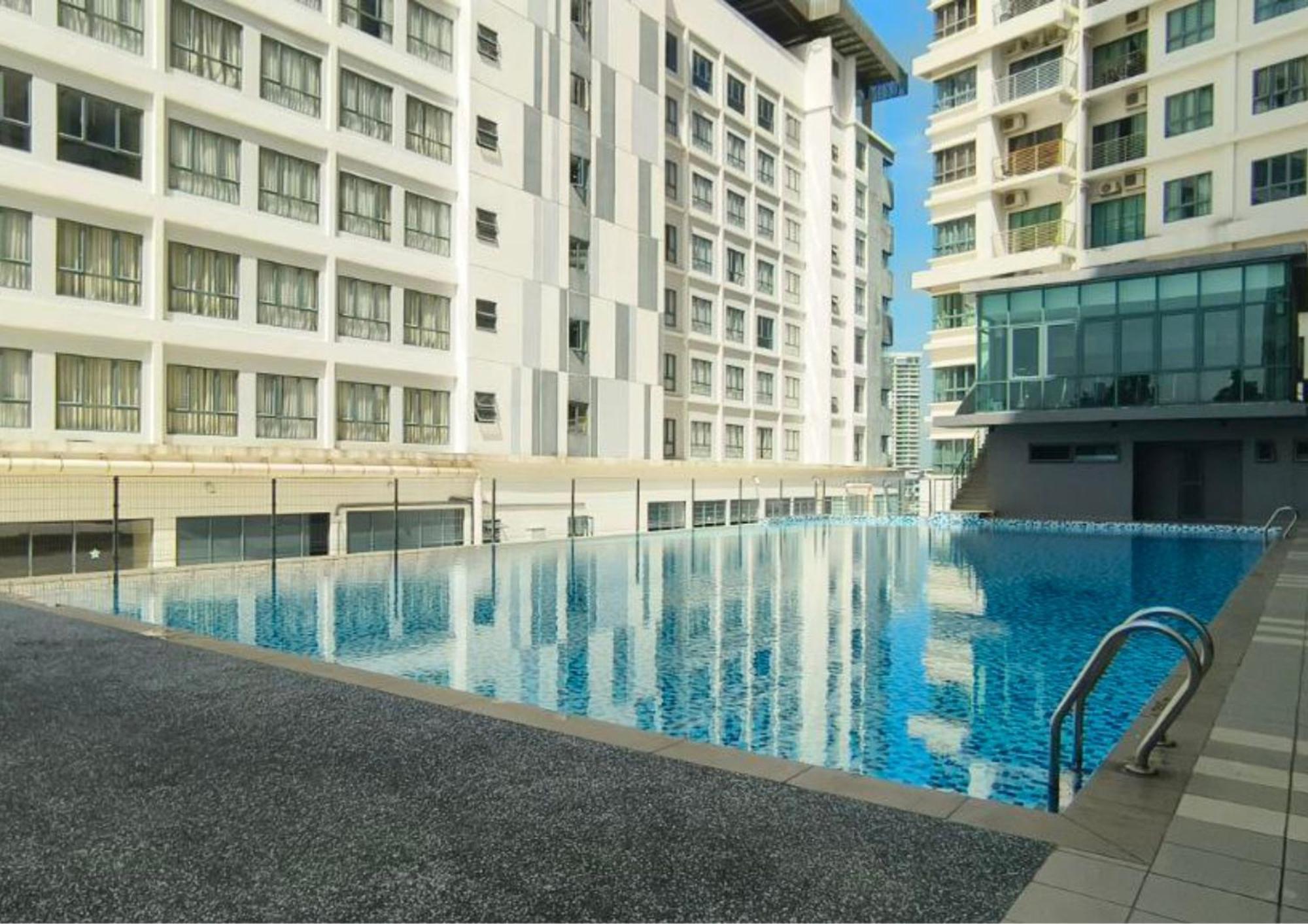 Beauty Park View Stay Above Dpulze Mall #Dp3 Cyberjaya Exterior photo